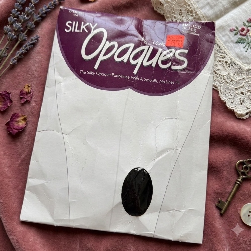 Vintage Silky Opaques Pantyhose Black Sandalfoot Size C-D NIP Phar-Mor Tag